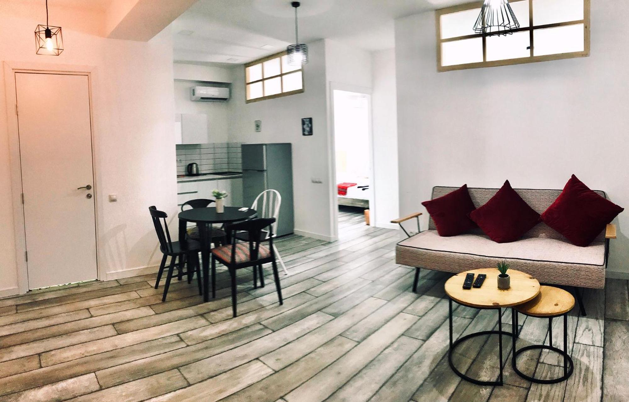 Style Apartments By Happy Place Tbilisi ภายนอก รูปภาพ