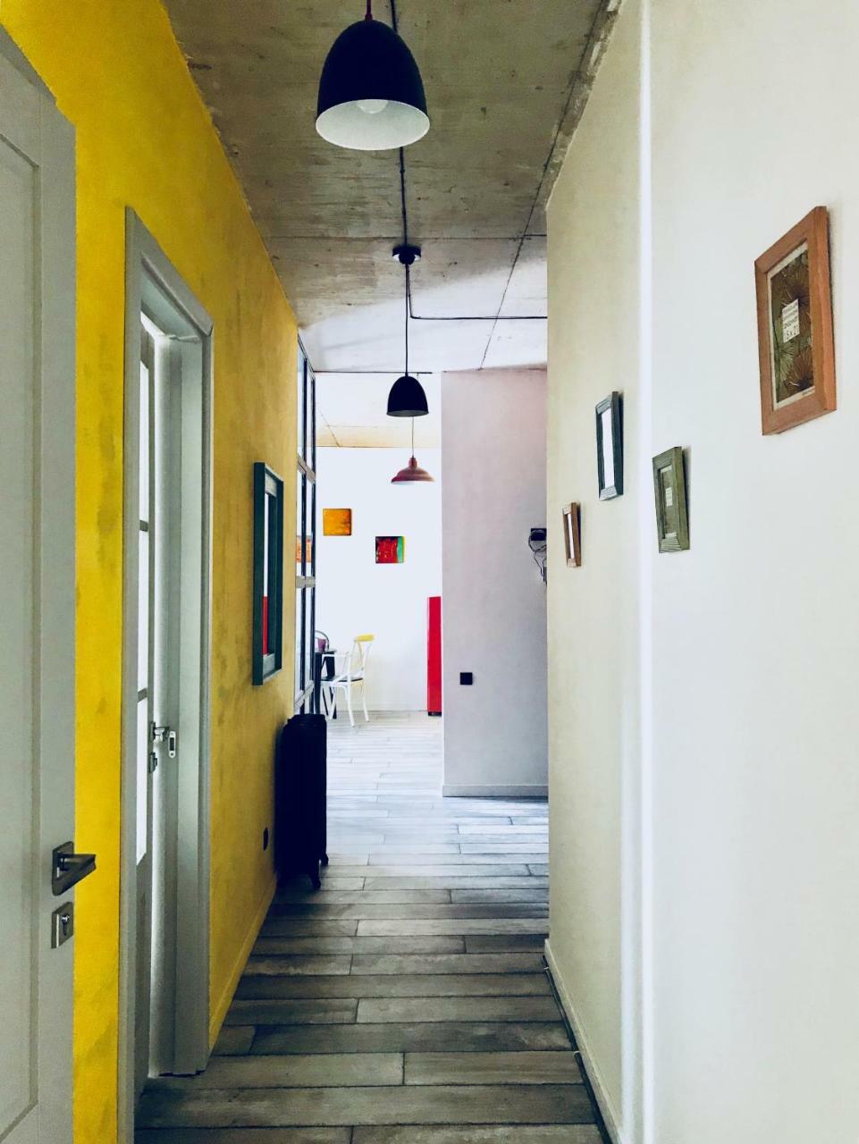 Style Apartments By Happy Place Tbilisi ภายนอก รูปภาพ